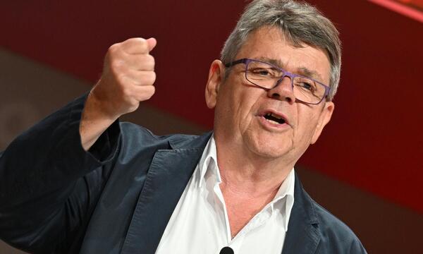 Wolfgang Katzian erhält 90,4 Prozent der Delegiertenstimmen. 