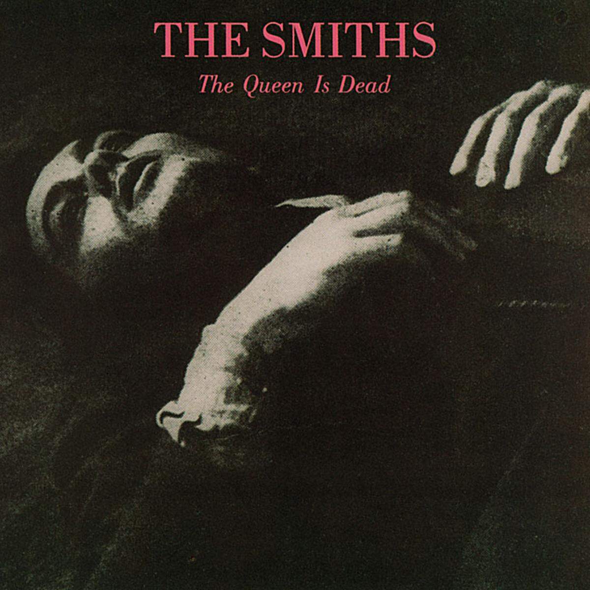 Vor fast 30 Jahren hieß es "The Queen is Dead" (1986). Morrisseys Ansichten für die Royalen haben sich nicht geändert. Unverändert ist retrospektiv auch die Qualität der Smiths-Platte.