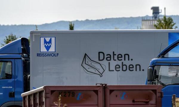 Logo der Firma Reisswolf, bei der das Schreddern stattfand.