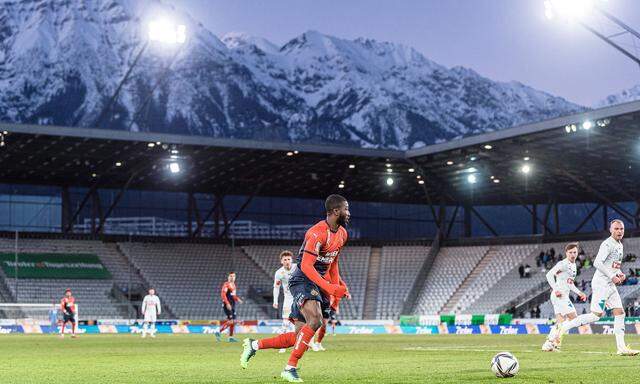 FUSSBALL: ADMIRAL BUNDESLIGA/GRUNDDURCHGANG: WSG SWAROVSKI TIROL - SK RAPID WIEN