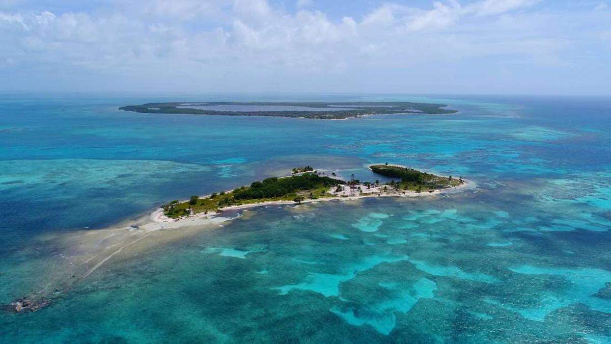 Northern Two Caye im zentralamerikanischen Belize kann nicht nur mit weißen Sandstränden und einem Riff ideal für Schnorchler aufwarten, sondern auch mit einer Landebahn für Flugzeuge. Das muss einem 9,5 Millionen US-Dollar Wert sein.      