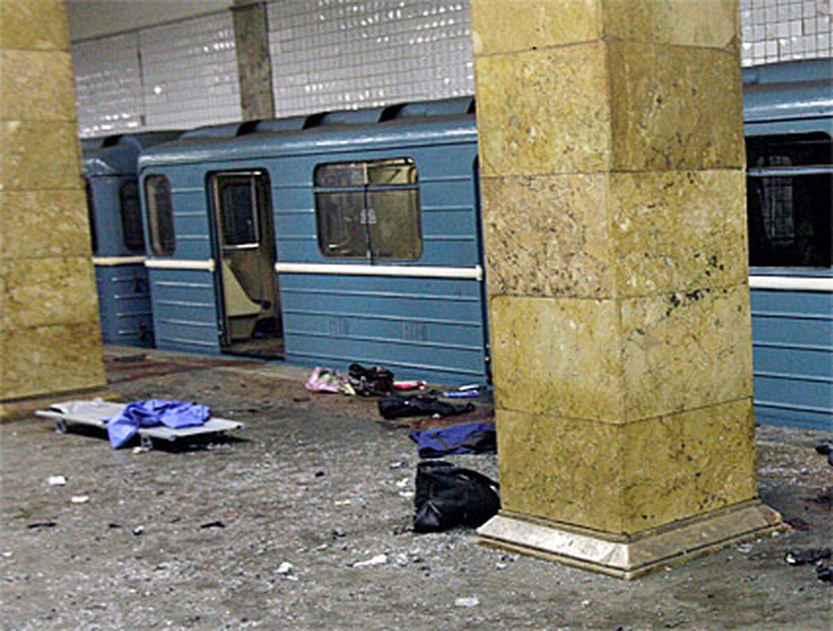 In der Station Park Kultury ist nach den Anschlägen auch ein nicht detonierter Sprengstoffgürtel entschärft worden.
