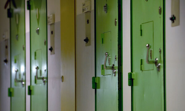 Gefängniszellen