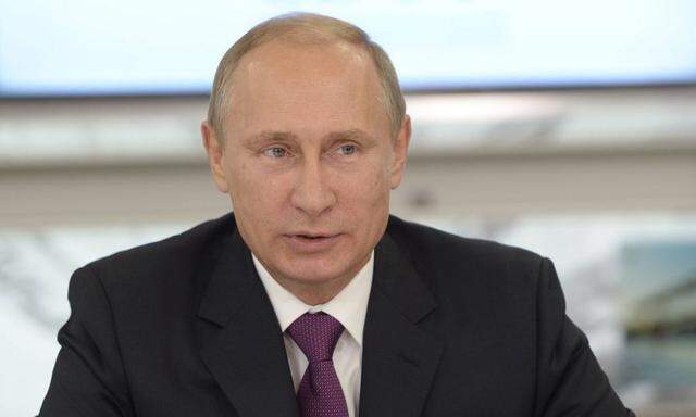 ITAR TASS YAKUTSK RUSSIA SEPTEMBER 1 2014 Russia s president Vladimir Putin speaks during a mee