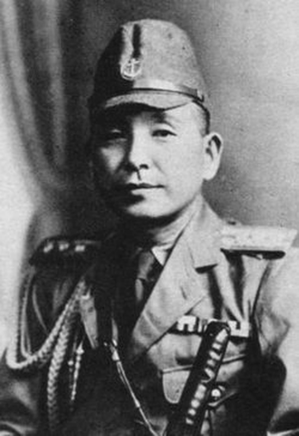 Konteradmiral Keiji Shibazaki, Inselkommandant von Tarawa