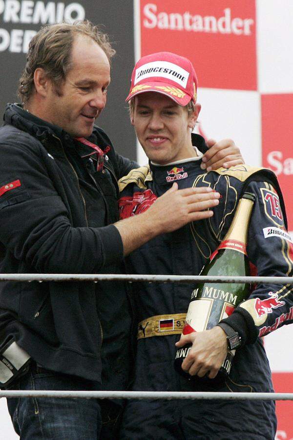 Mit Vettel jubelte auch der damalige Mitbesitzer Gerhard Berger. Bis heute ist es die einzige Pole und der einzige Sieg, den die "kleinen Bullen" vorweisen können. Vettel beendete die Saison 2008 mit 35 Punkten auf Rang acht in der Fahrerwertung.