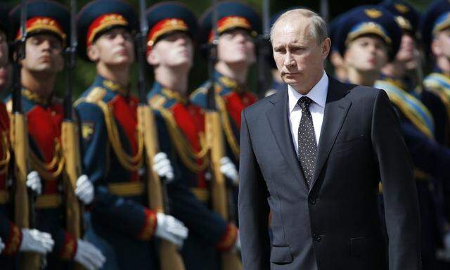 File photo of Russia's President Putin attending a ceremony to commemorate the anniversary of the beginning of the Great Patriotic War against Nazi Germany in 1941, in Moscow