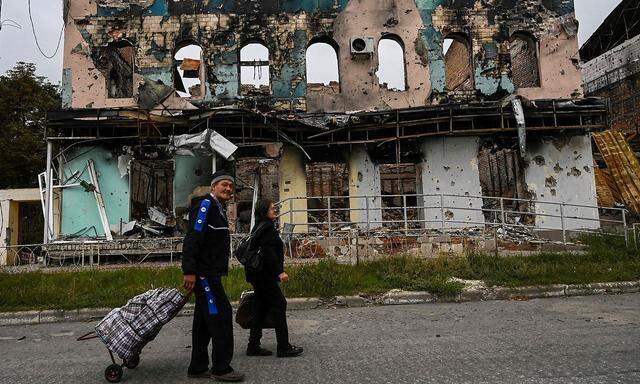 Die Stadt Isjum steht wieder unter ukrainischer Kontrolle.