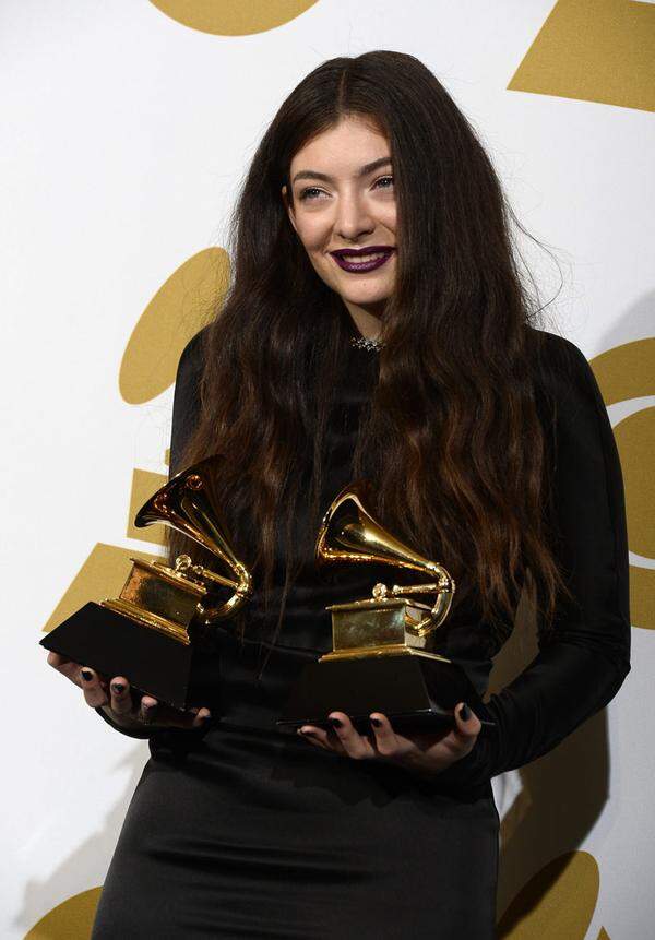 Sängerin Lorde  drückte ebenfalls ihr Mitgefühl aus: "Du warst eine leuchtende, nette Person, die mir so viel Liebenswürdigkeit entgegengebracht hat, ruhe in Frieden, Peaches."