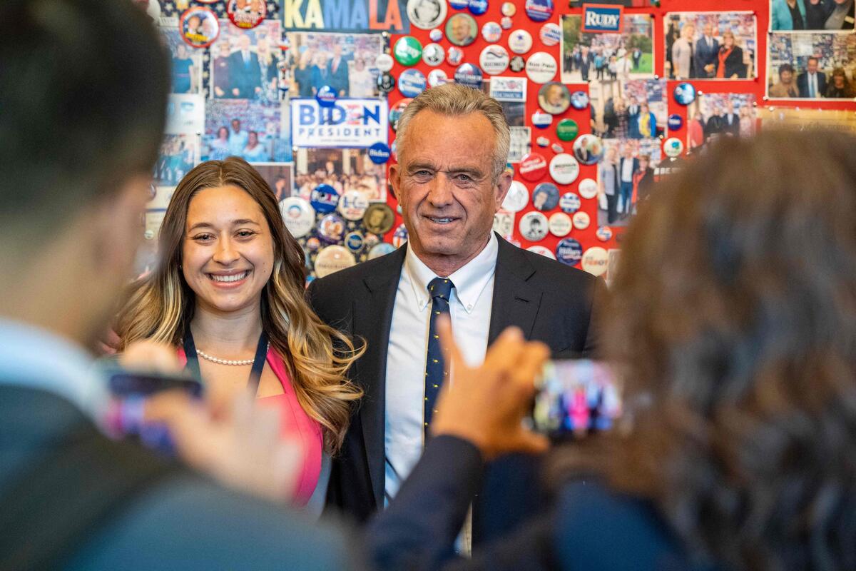 Robert F. Kennedy Jr.: Der Impfgegner hat Mitte April seinen Hut für die Präsidentschaftswahl in den Ring geworfen. Er ist der Neffe des ehemaligen Präsidenten John F. Kennedy und der Sohn des früheren Senators Robert F. Kennedy. Robert F. Kennedy Jr. wurde wegen der Verbreitung von Fehlinformationen über Impfstoffe und die Corona-Pandemie von YouTube und Instagram verbannt.