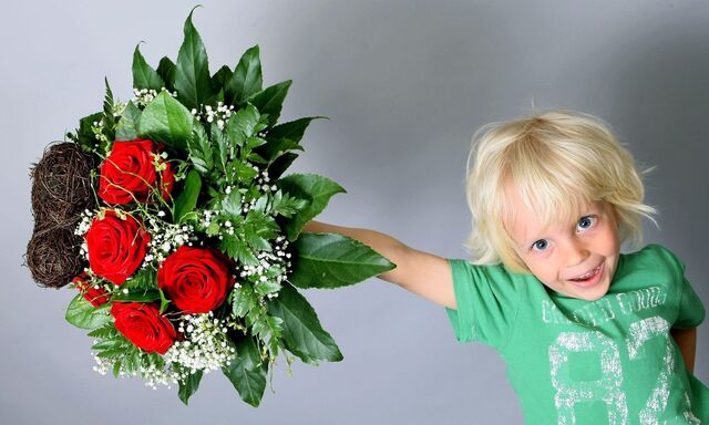 Warum beschenken Menschen einander?