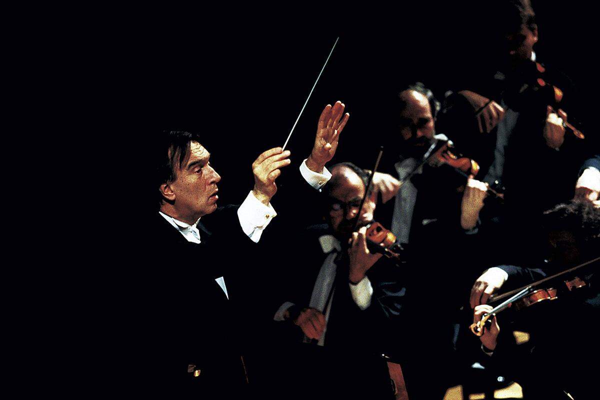 Zwei Mal, 1988 und 1991, stand Abbado beim Neujahrskonzert am Pult.