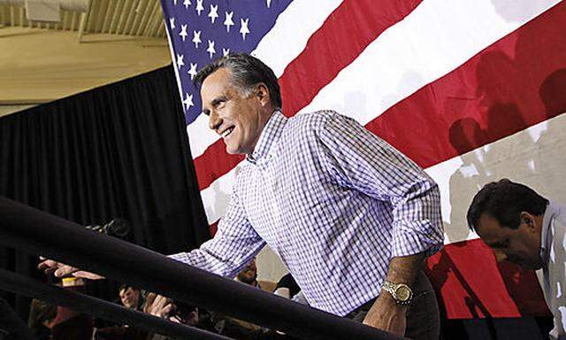 Mitt Romney, Chris Christie