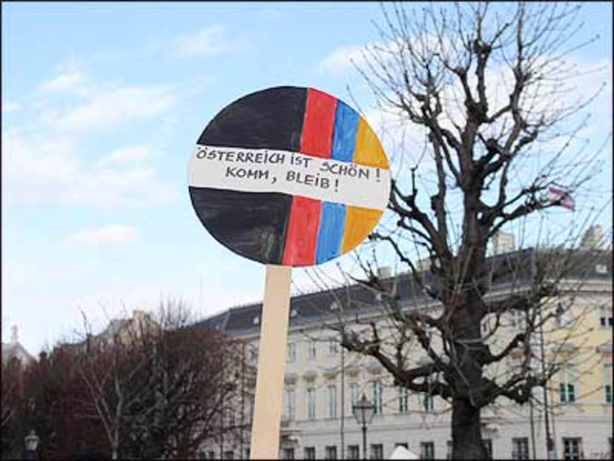 Möglicherweise stehen also wieder einige Demonstrationen vor dem Kanzleramt bevor.