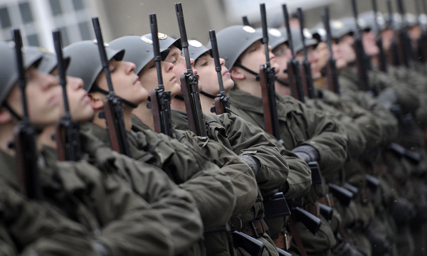 Fast ein Viertel der jungen Männer ist für den Dienst mit der Waffe (und damit auch für den Zivildienst) untauglich.
