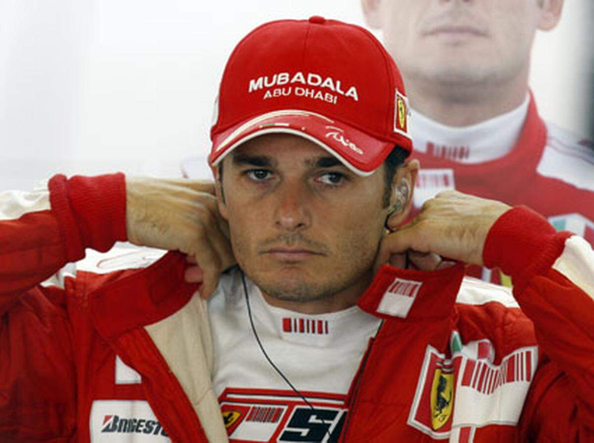 Der 36 Jahre alte Massa-Ersatz, der 2009 die erste Pole Position und den ersten Stockerlplatz für Force India geholt hatte, hat bei Ferrari einen Rentenvertrag als Testpilot für 2010.