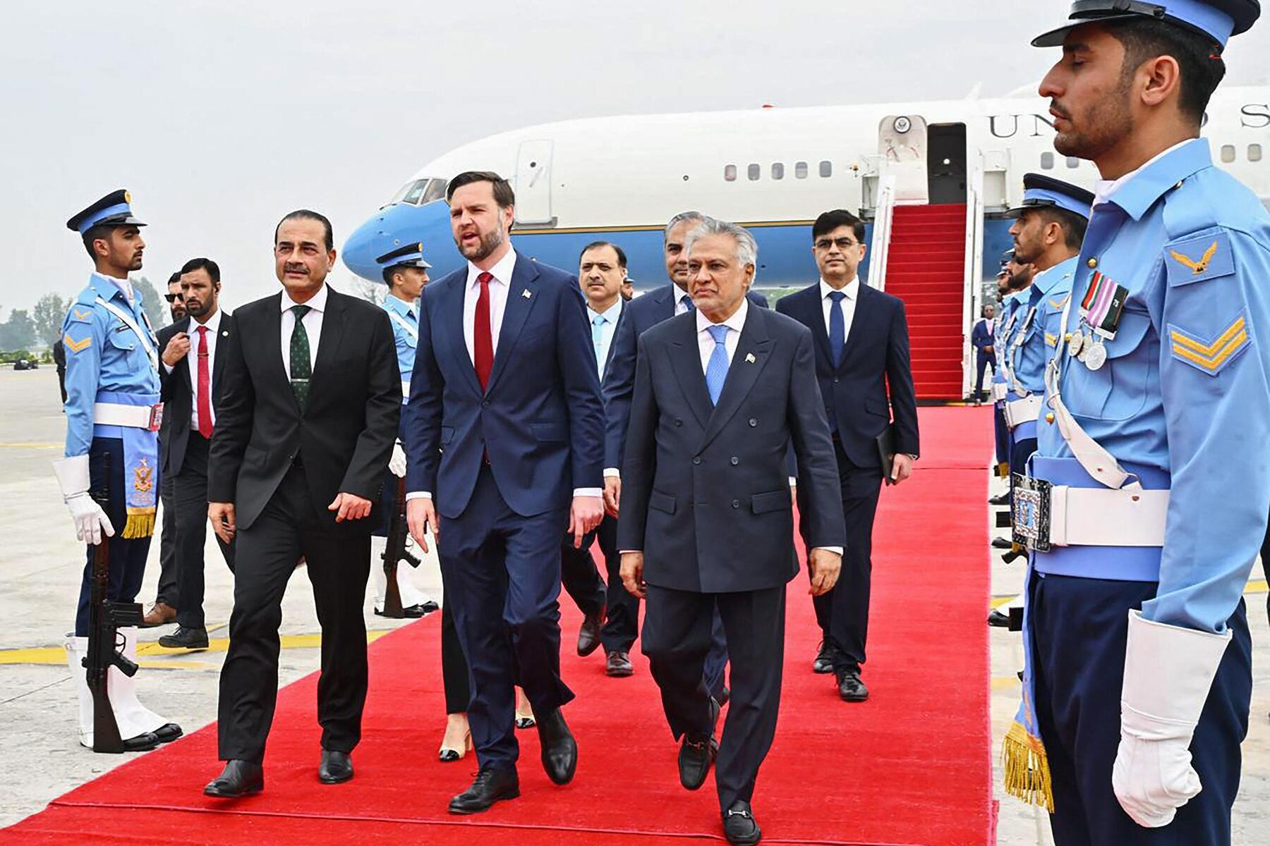 Friedensgespräche in Pakistan sollen Konflikt beilegen