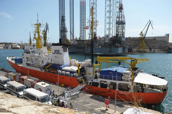 Rettungsschiff Aquarius legt in Malta an – DiePresse.com
