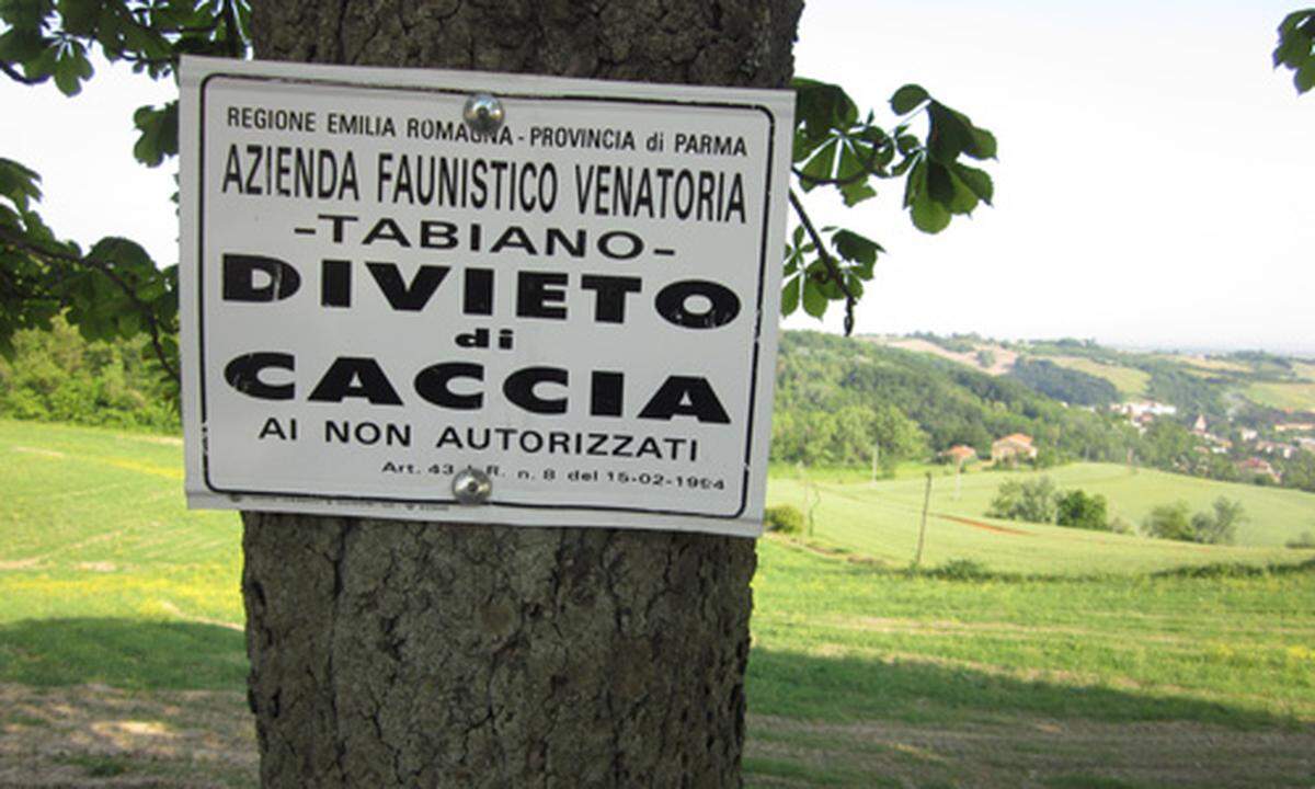 Die Jagd ist rund um Tabiano Castelo nicht erlaubt, das Radfahren durchaus.