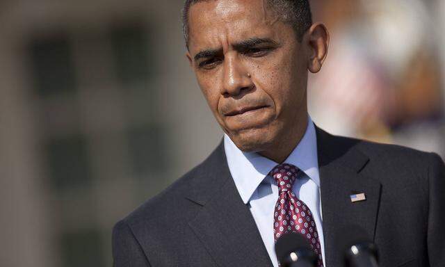 U.S. President Barack Obama talks about the shooting of Florida teenager Trayvon Martin as he introduces Jim Yong Kim,