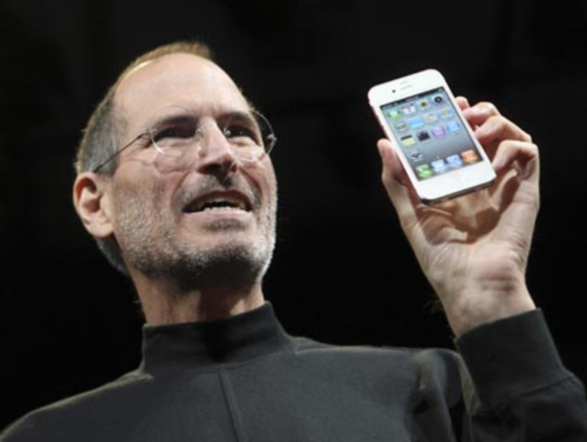 Der Apple-Konzernchef und iPhone-Vater Steve Jobs nimmt Platz 4 in Anspruch. Er verdiente in den vergangenen Jahren 749 Millionen Dollar.