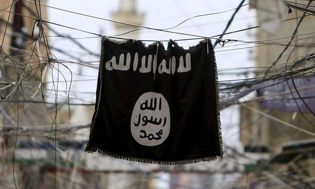 Malik F. soll eine IS-Fahne auf einem Profil in sozialen Netzwerken gezeigt haben.