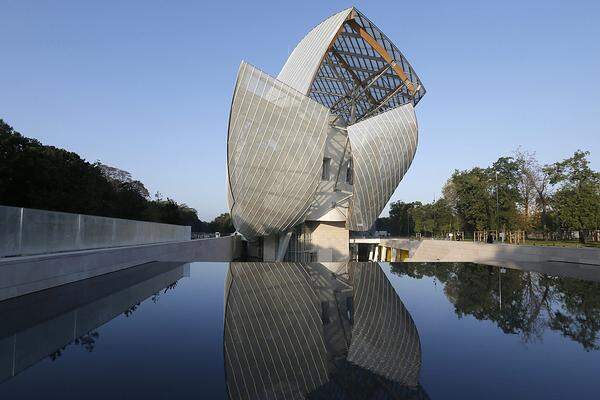 Stararchitekt Frank Gehry hat Paris mit einem neuen spektakulären Museum bereichert. Die 11.000 Quadratmeter große Fondation Louis Vuitton.