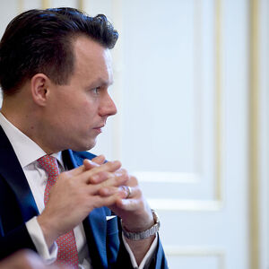 Archivbild: Börsevorstand Christoph Boschan ist froh, dass der Aktienhandel trotz Coronakrise weitergeht.