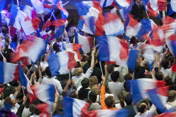 An der gleichen Stelle - dem Symbol der französischen Revolution, hatte 1981 Frankreichs Linke den Sieg Francois Mitterrands gefeiert. Er war der erste und bisher einzige sozialistische Präsident der 5. Republik.