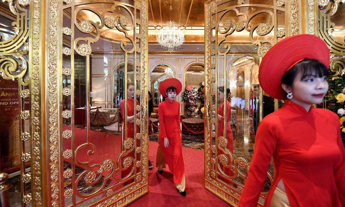 Bei einem Hotel soll es laut Duong nicht bleiben. Weitere Gold-Hotels sind in Ho-Chi-Minh-Stadt und in Zentralvietnam geplant, wie "Reuters" schreibt. 
