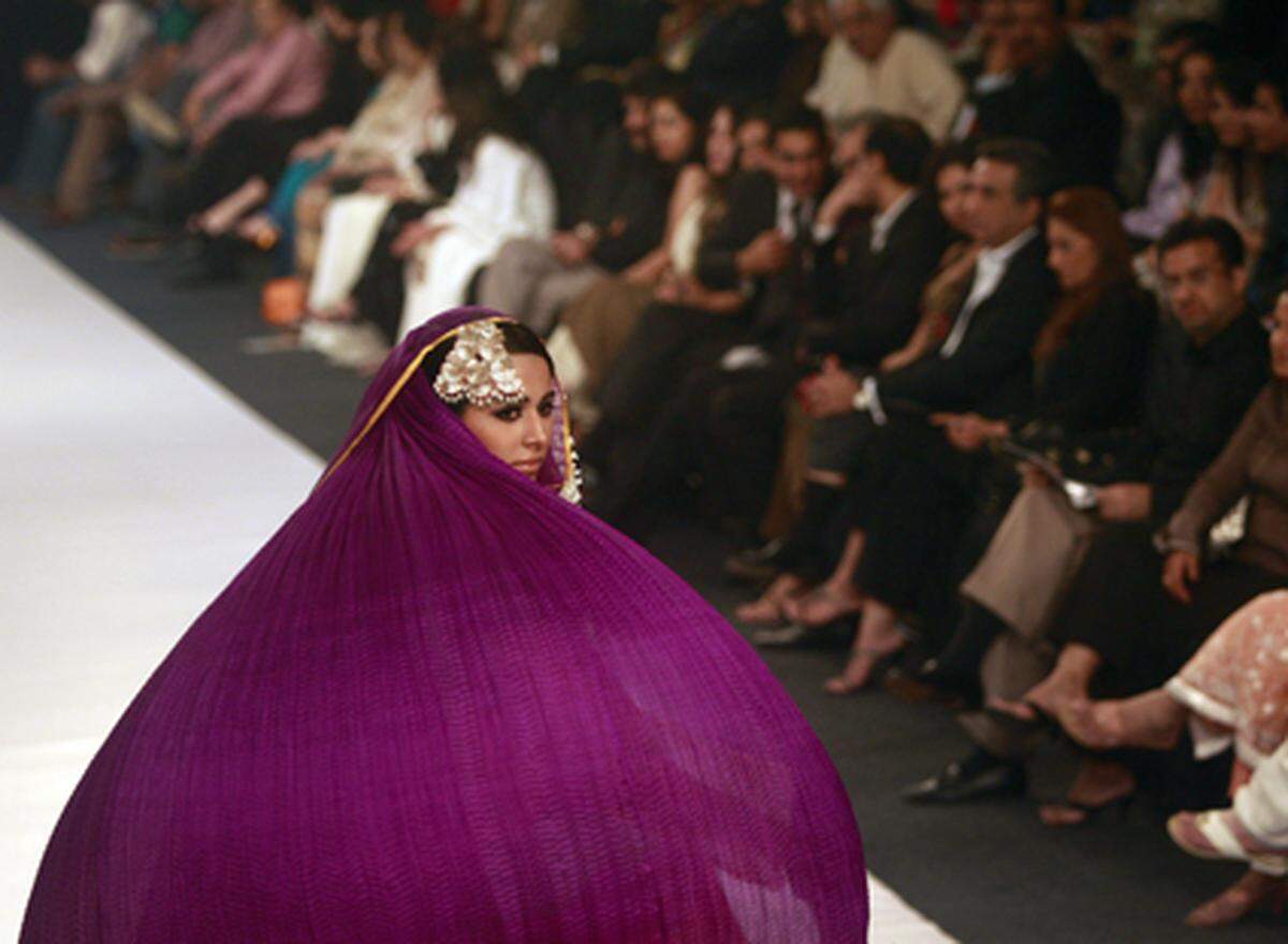 Pakistan Fashion Week, Designer: Ather Hafeez und Sabeen Ali