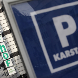 Die Fusion soll Kaufhof und Karstadt wieder wettbewerbsfähig machen.