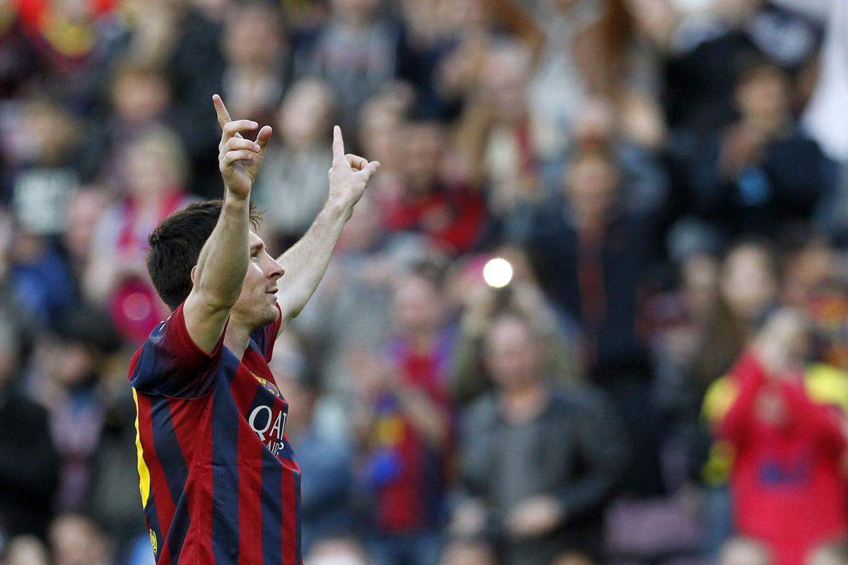 Lionel Messi tritt die Nachfolge von David Beckham als bestverdienender Fußballer der Welt an. Der argentinische Superstar vom FC Barcelona kassierte vergangenes Jahr 41 Millionen Euro, davon allein 12,5 Millionen Grundgehalt sowie 2,5 Millionen an Prämien.