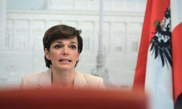 SPÖ-Chefin Pamela Rendi-Wagner muss warten.