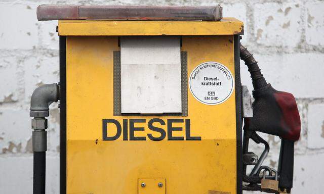 Diesel-Zapfsaeule
