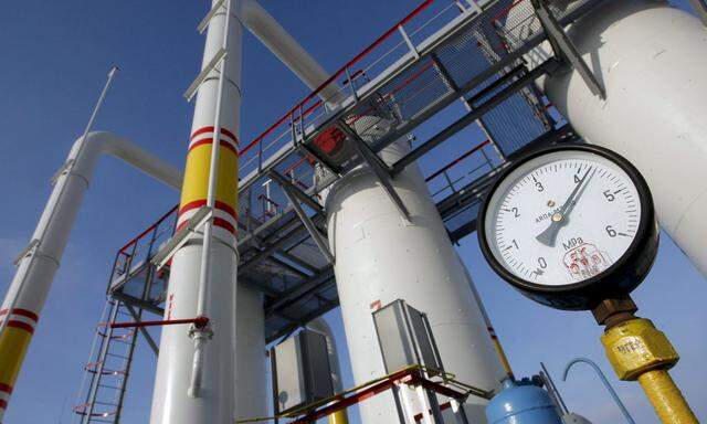 FILE UKRAINE GAS DEBT TALKS 