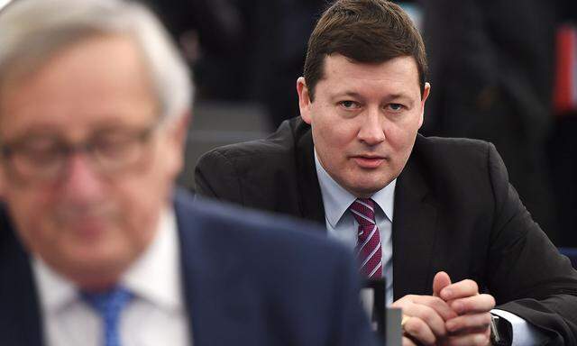 Die Bestellenung von Martin Selmayr (re.) zum Generalsekretär der Kommission von Jean-Claude Juncker (li.) sorgte für Aufsehen - weniger die Person als das Verfahren.