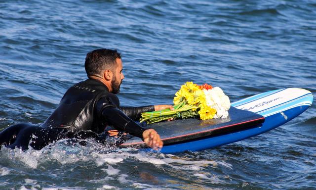 Die Surfercommunity in Ensenada gedenkt der getöteten Männer.