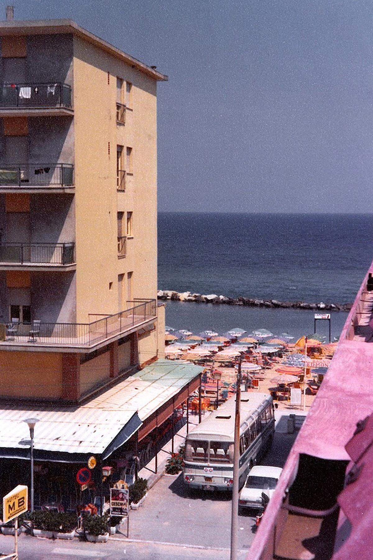 Mehr Bilder finden Sie auf dem Fotoblog:LINK zu "Vintage Adria" Foto: Rimini, Rudolf Ehrenreich Privatarchiv, 1977.