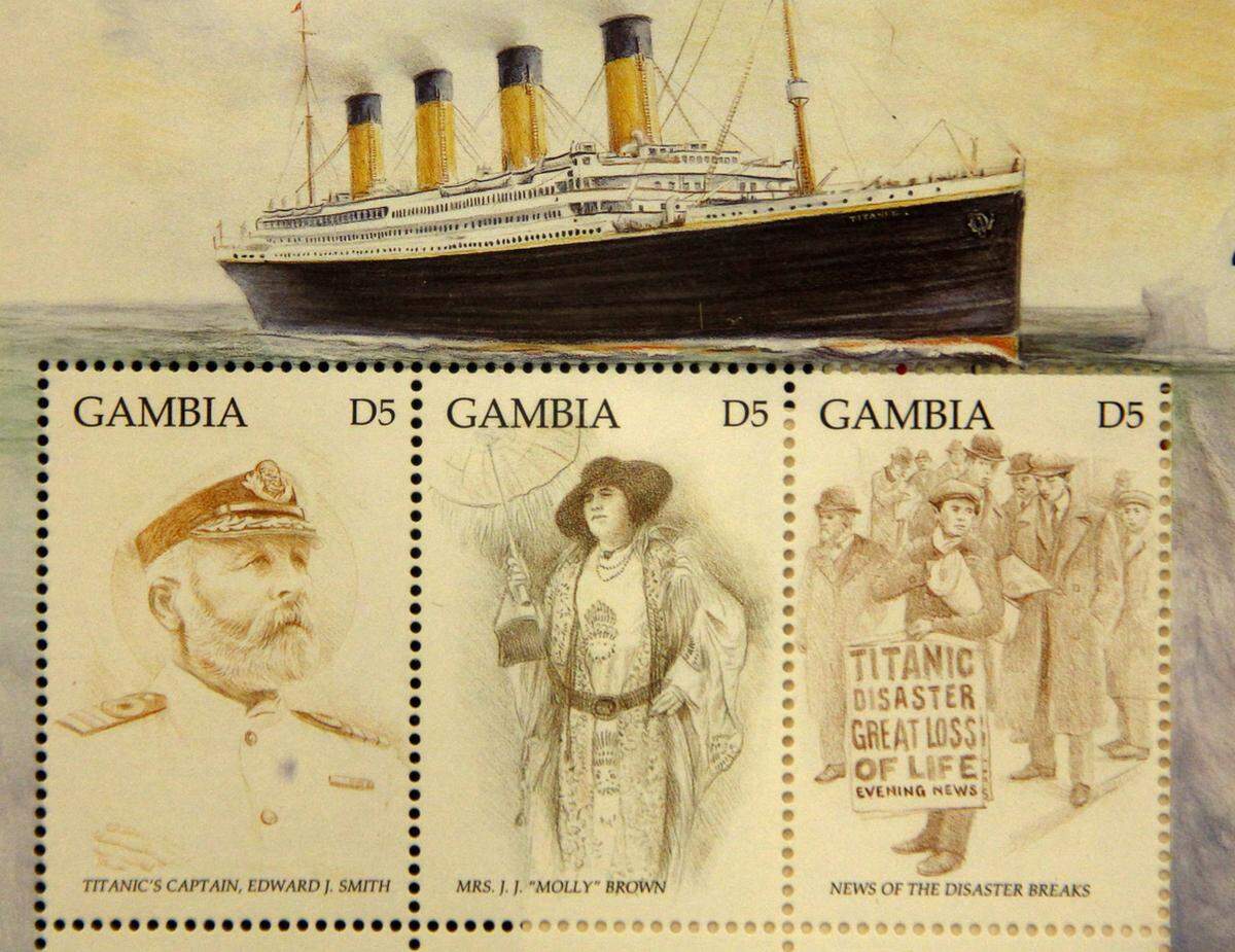 ''Titanic''-Briefmarken aus Gambia.