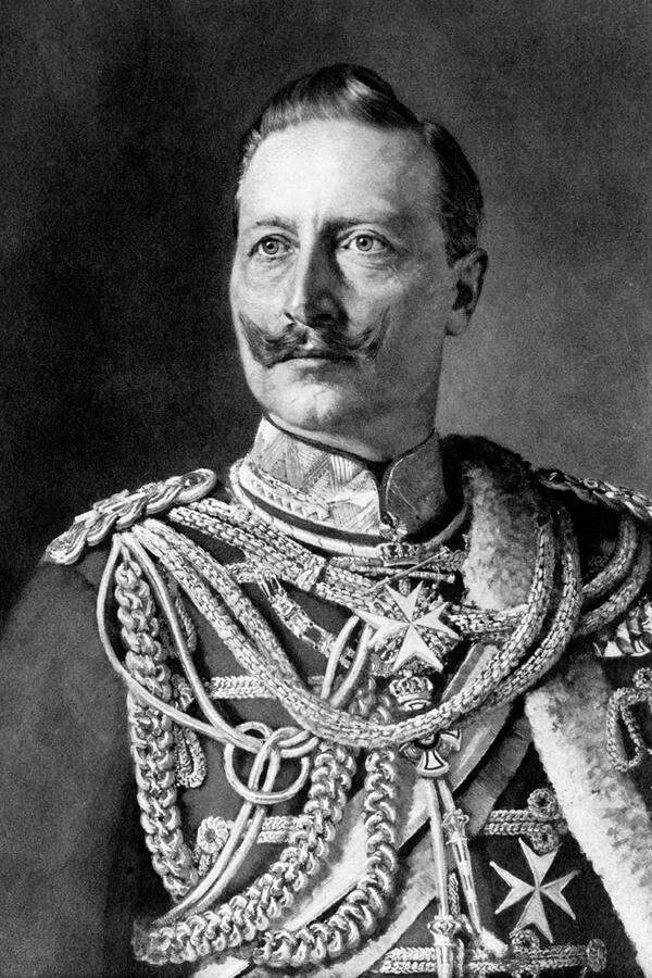 Als Balkonansprachen gehen zwei kurze Reden des deutschen Kaisers Wilhelm II. vom Balkon des Berliner Stadtschlosses in die Geschichte ein. Die Ansprachen sind durch den sich anbahnenden Ersten Weltkriegs motiviert. In der ersten Rede, am 31. Juli 1914, eröffnet er dem Volk, dass „Neider überall (…) uns zu gerechter Verteidigung“ zwängen. In der zweiten Rede gelobt der Kaiser am 1. August 1914, er kenne „keine Parteien und auch keine Konfessionen mehr“, stattdessen seien „wir (..) heute alle deutsche Brüder und nur noch deutsche Brüder“. Diese Formel greift er drei Tage später in der Reichstagsrede wieder auf, in der er verkündet: „Ich kenne keine Parteien mehr, ich kenne nur noch Deutsche“.