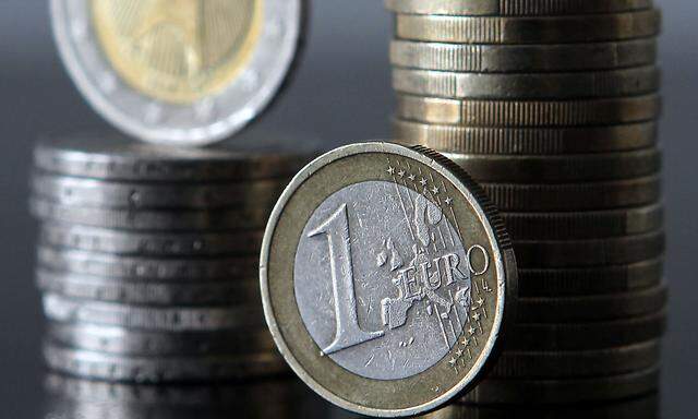Euro-Muenzen - Staatsdefizit
