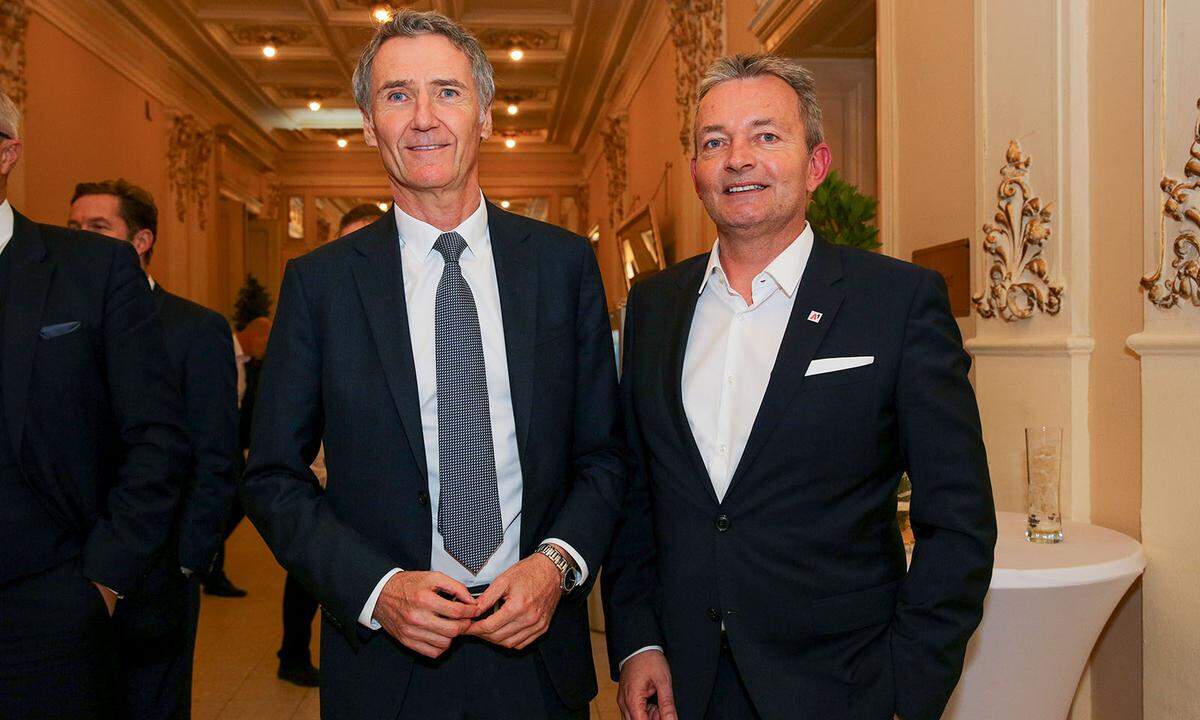 Oberbank-Vorstand Josef Weißl (l.) und A1-CEO Marcus Grausam