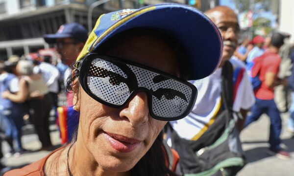 Der Mindestlohn beläuft sich jetzt auf 18.000 Bolivar im Monat.