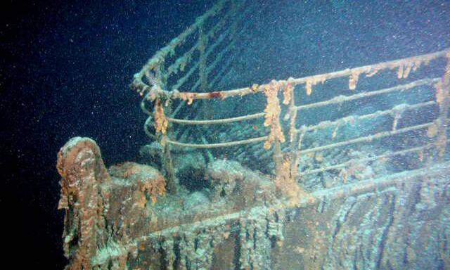 Ein Blick auf das Schiffswrack der "Titanic".