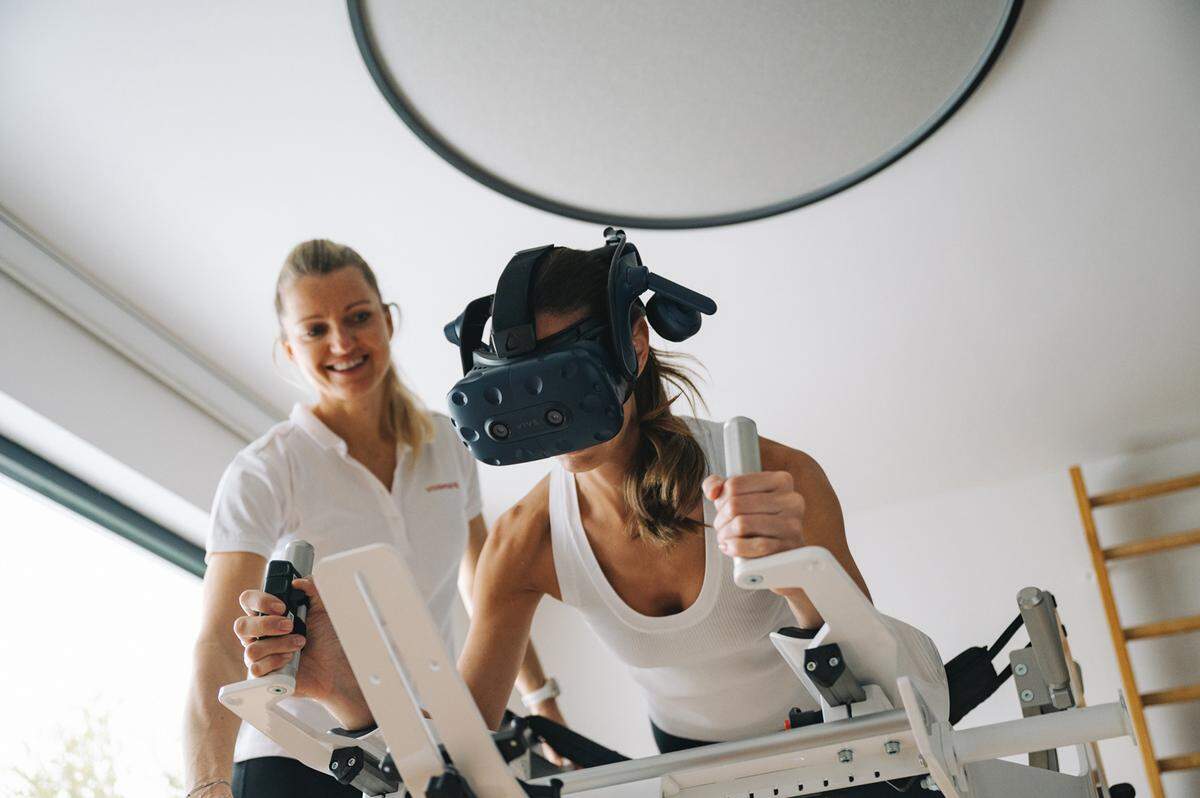 Denksport: Die Tiefenmuskulatur soll durch Training mit Virtual-Reality-Effekt gestärkt werden, neu bei Vivamayr in Maria Wörth.