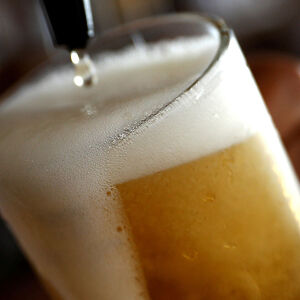 In Österreich und Osteuropa wird besonders gerne Bier getrunken.