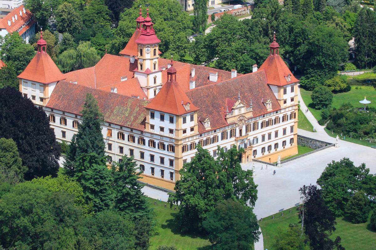 ...das Schloss Eggenberg in Graz...