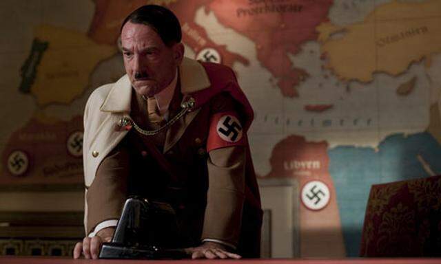 Martin Wuttke als Adolf Hitler