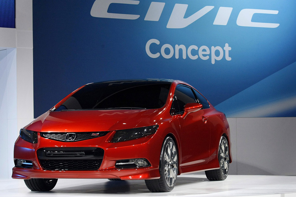 Bei Honda blickt man bereits auf die nächste Generation des Civic. In Detroit steht nur eine Studie, das Serienfahrzeug wird für Genf im März erwartet.